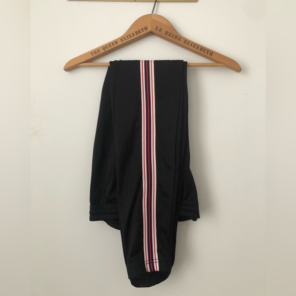 ARITZIA TNA Sport / Track Pants - Picture 2 of 6